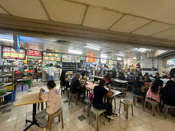 Lucky Plaza (D9), Retail #536663801
